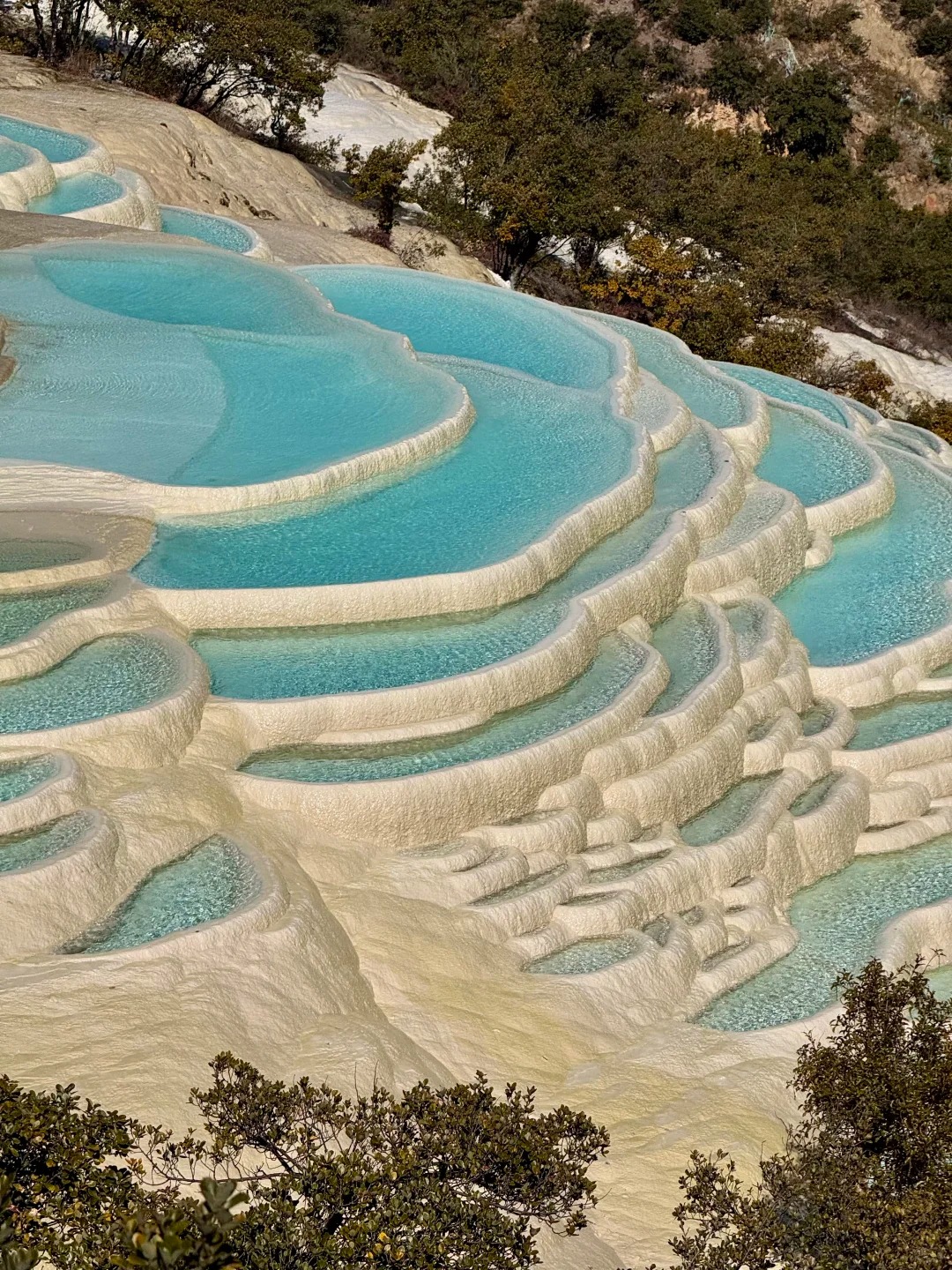 Grand Yunnan Complete Circuit: 10-Day Peaks, Monasteries & Sacred Lakes